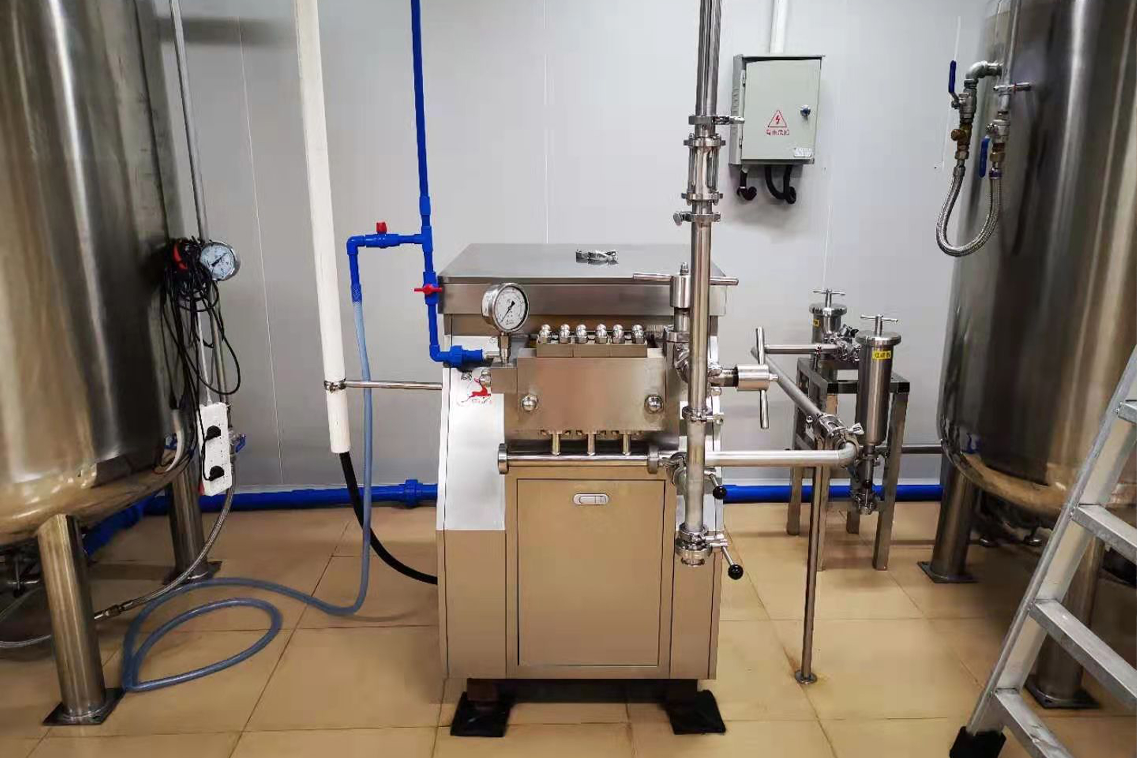 High-Pressure Homogenizer