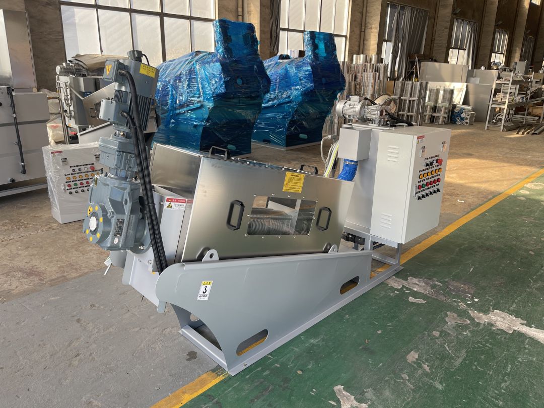 Mesin screw press/mesin pengolahan lumpur